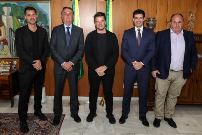 A group of men, including Jair Bolsonaro and Bjarke Ingels