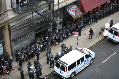 Accross the street from AN's offices, the police were preparing for something. (AN/Stoelker)