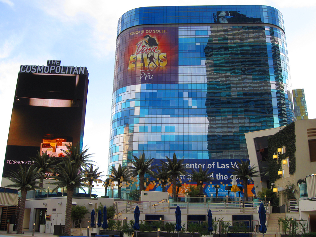 Foster's Las Vegas tower 'cut in half' after construction blunder