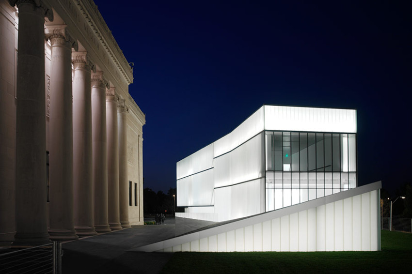 Steven Holl wins 2014 Praemium Imperiale Award