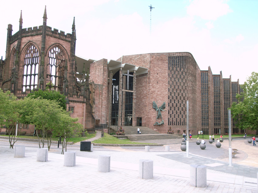 Old and new: Coventry Cathedral (Courtesy Wikipedia)
