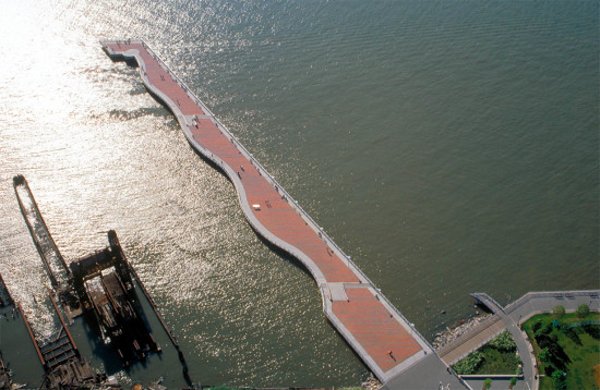 The 750ft long pier (Courtesy Thomas Balsley Associates)