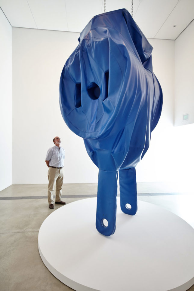 Claes Oldenburg, Three-Way Plug, Scale A (Soft), Prototype in Blue, 1971. Purchased with funds from the Coffin Fine Arts Trust; Nathan Emory Coffin Collection of the Des Moines Art Center. Artwork © 1971 Claes Oldenburg. (Courtesy Wesley Law). 