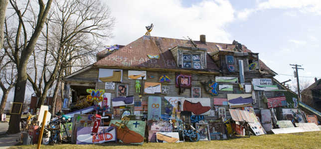 The Obstruction of Justice (OJ) House at the Heidelberg Project. (David Yarnall/Wikimedia Commons)