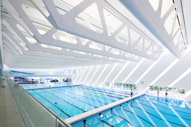 Guildford Aquatic Centre. (Courtesy Ema Peters, via Bing Thom Architects)