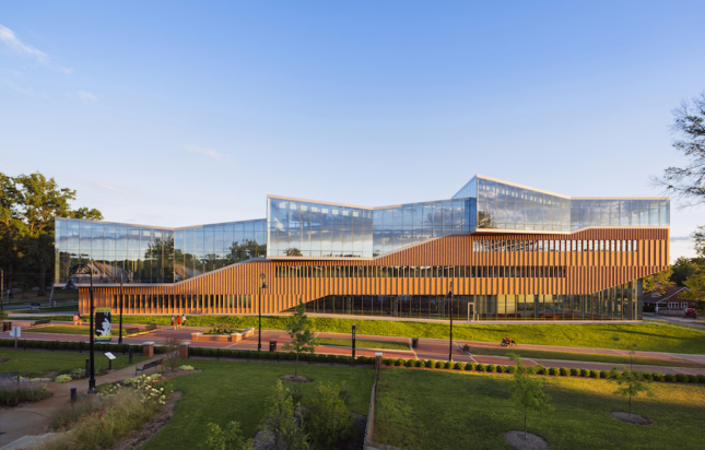 Building of the Year Midwest: Kent State Center for Architecture and Environmental Design (Albert Vecerka/Esto)