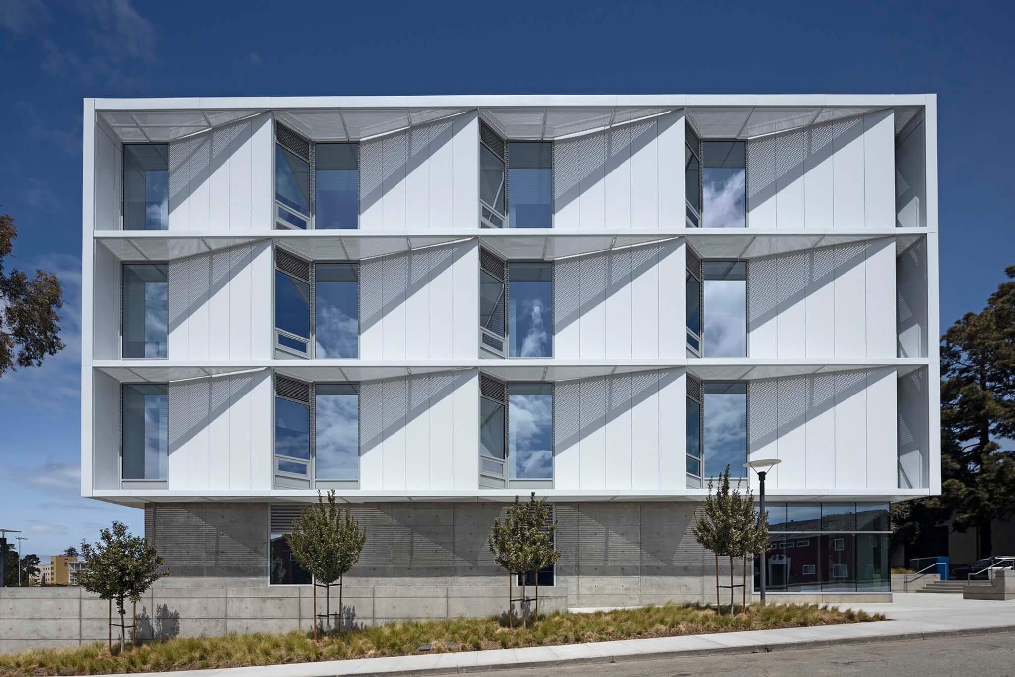Macro-Micro / Fontaine-Vanhaesebrouck Architects