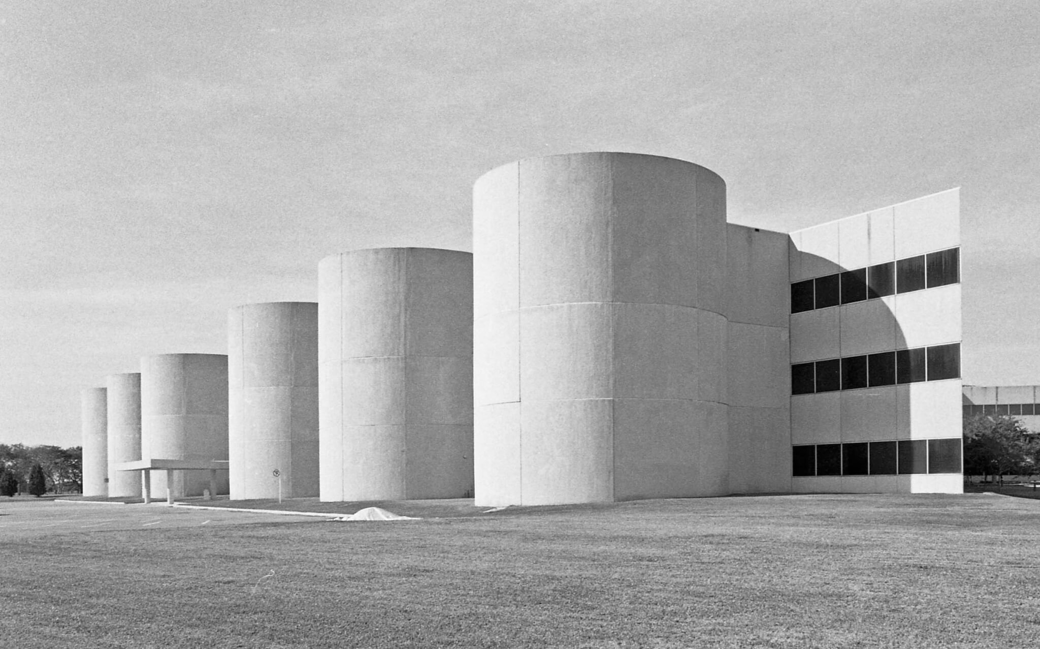 Eugene Aubry, an architect of late modernism in Texas and beyond, dies at 88