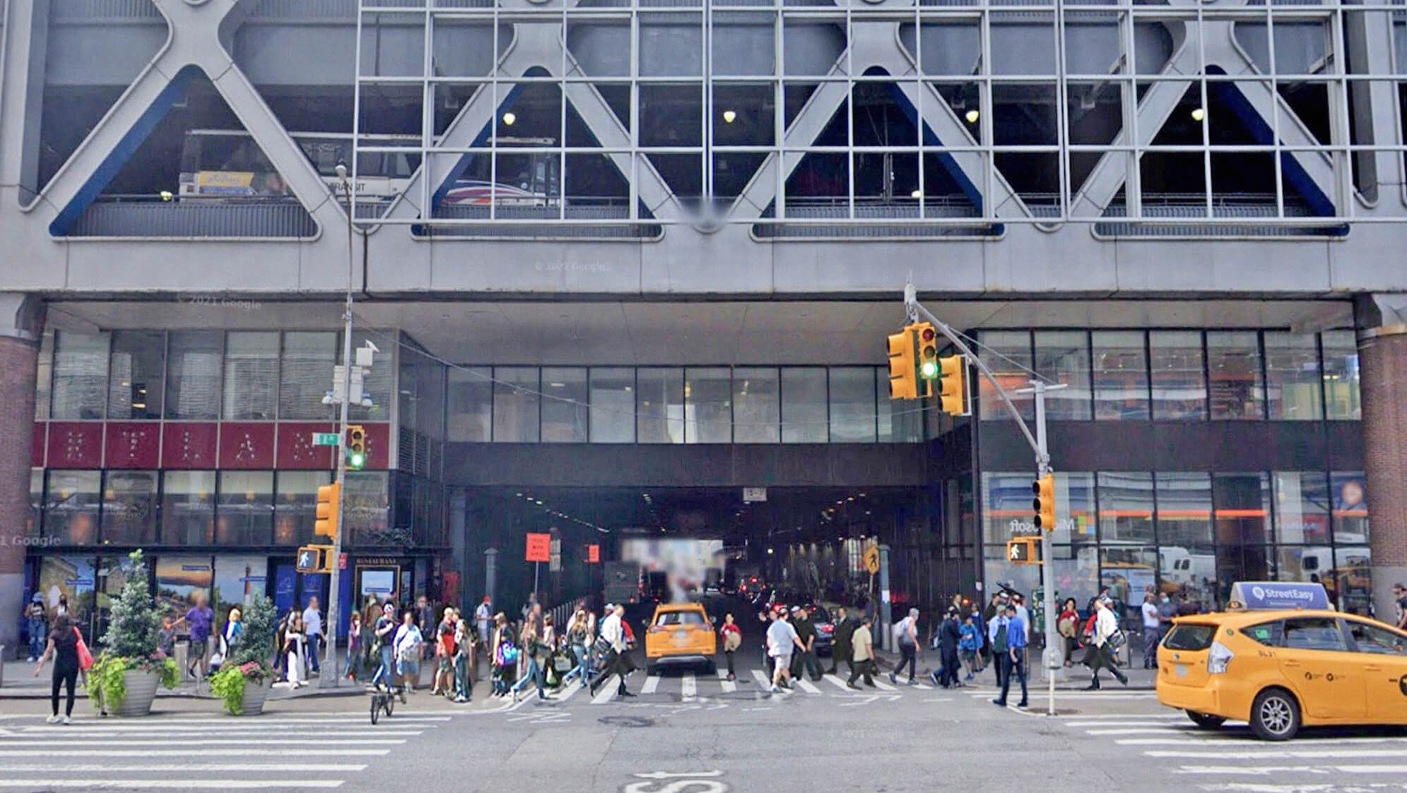 Replacing Port Authority Bus Terminal Looking Like a Decades-Long