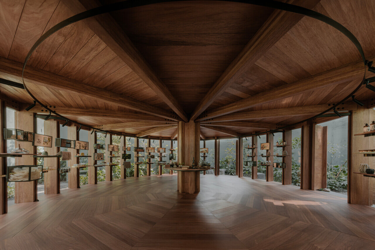 interior view of perfume shop Xinú Marsella by Esrawe Studio