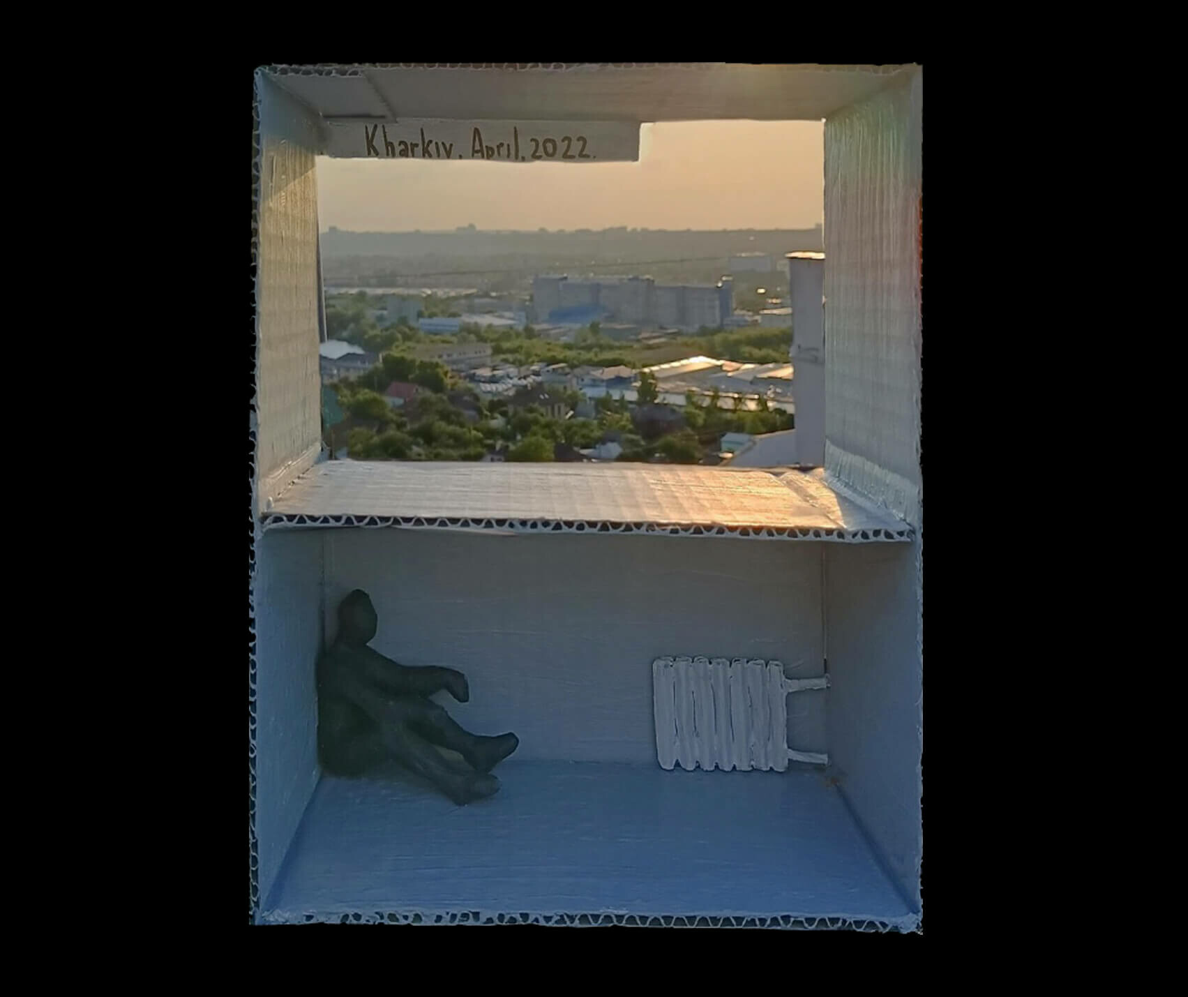 model with daylight and view of city on top and basement below