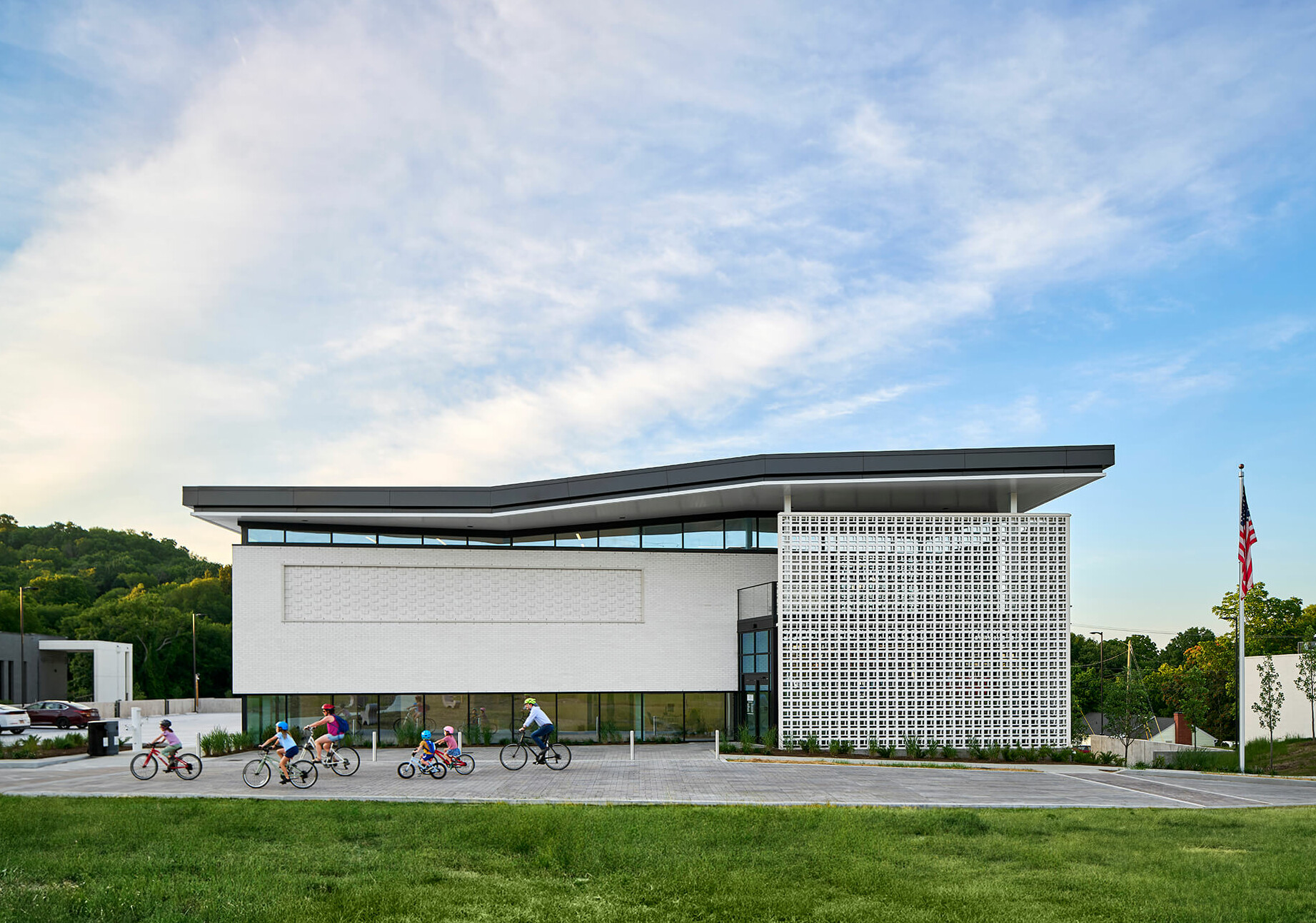 Donelson Library by HASTINGS Architecture