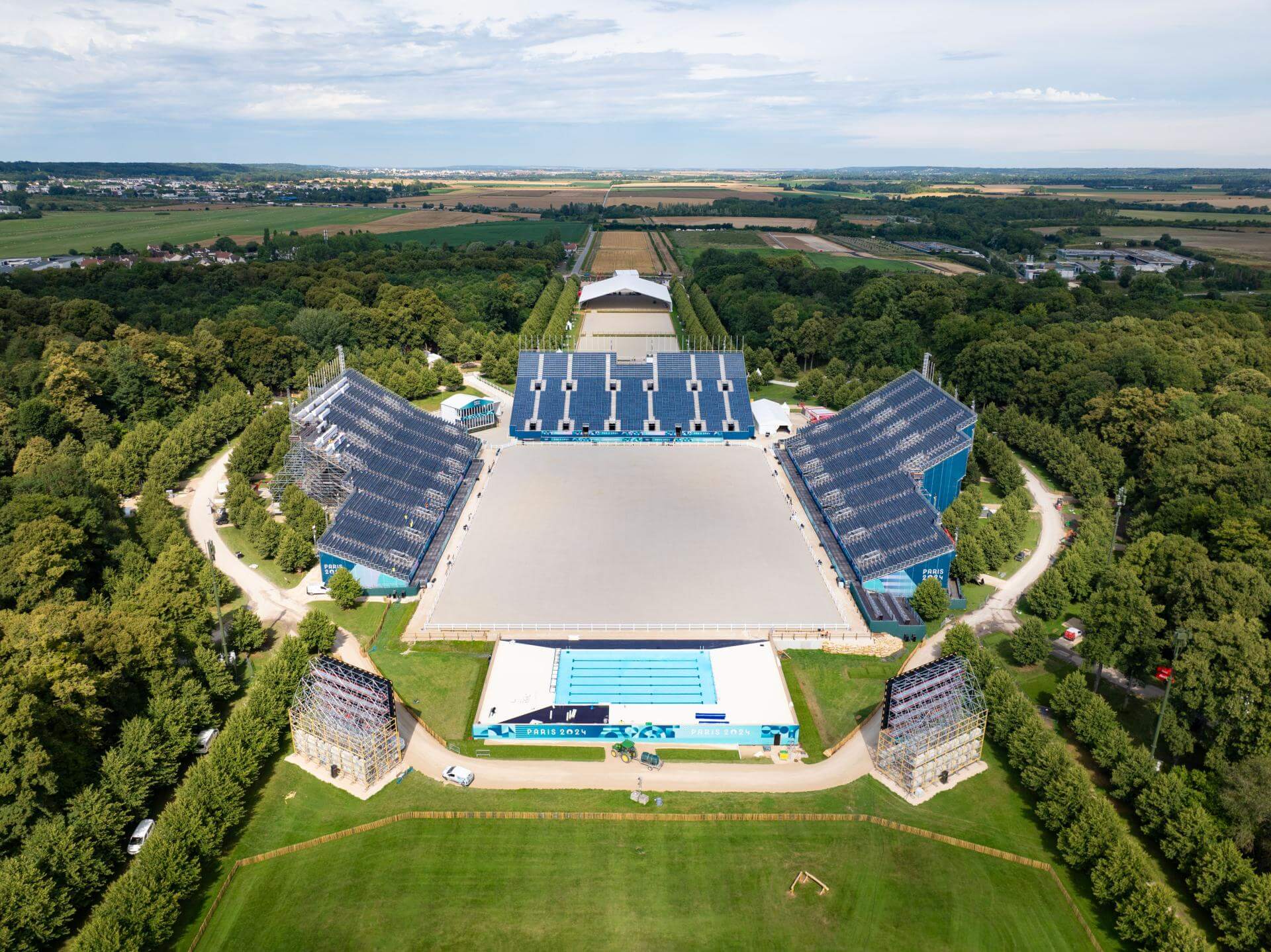 temporary arena for hose events at Paris Olympics