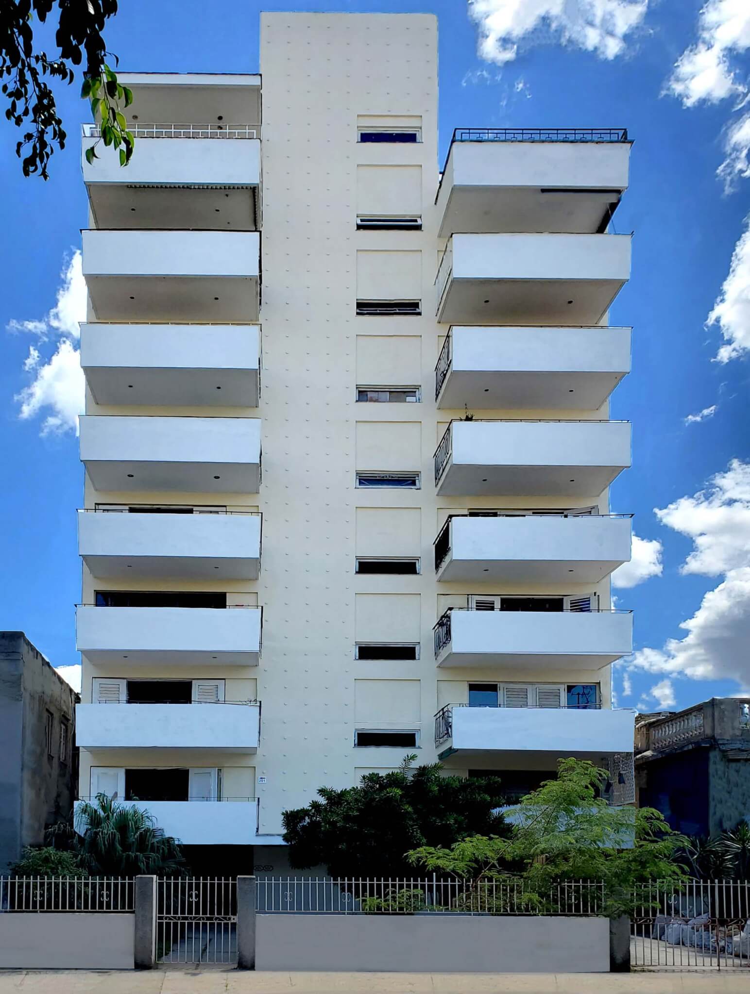 exterior of building with apartment renovated by Belmont (Monty) Freeman 