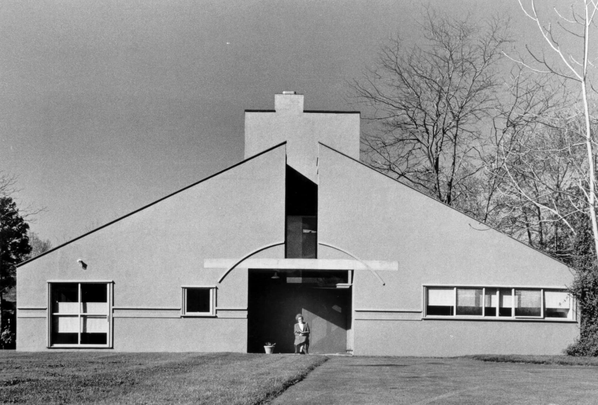 The Vanna Venturi House 