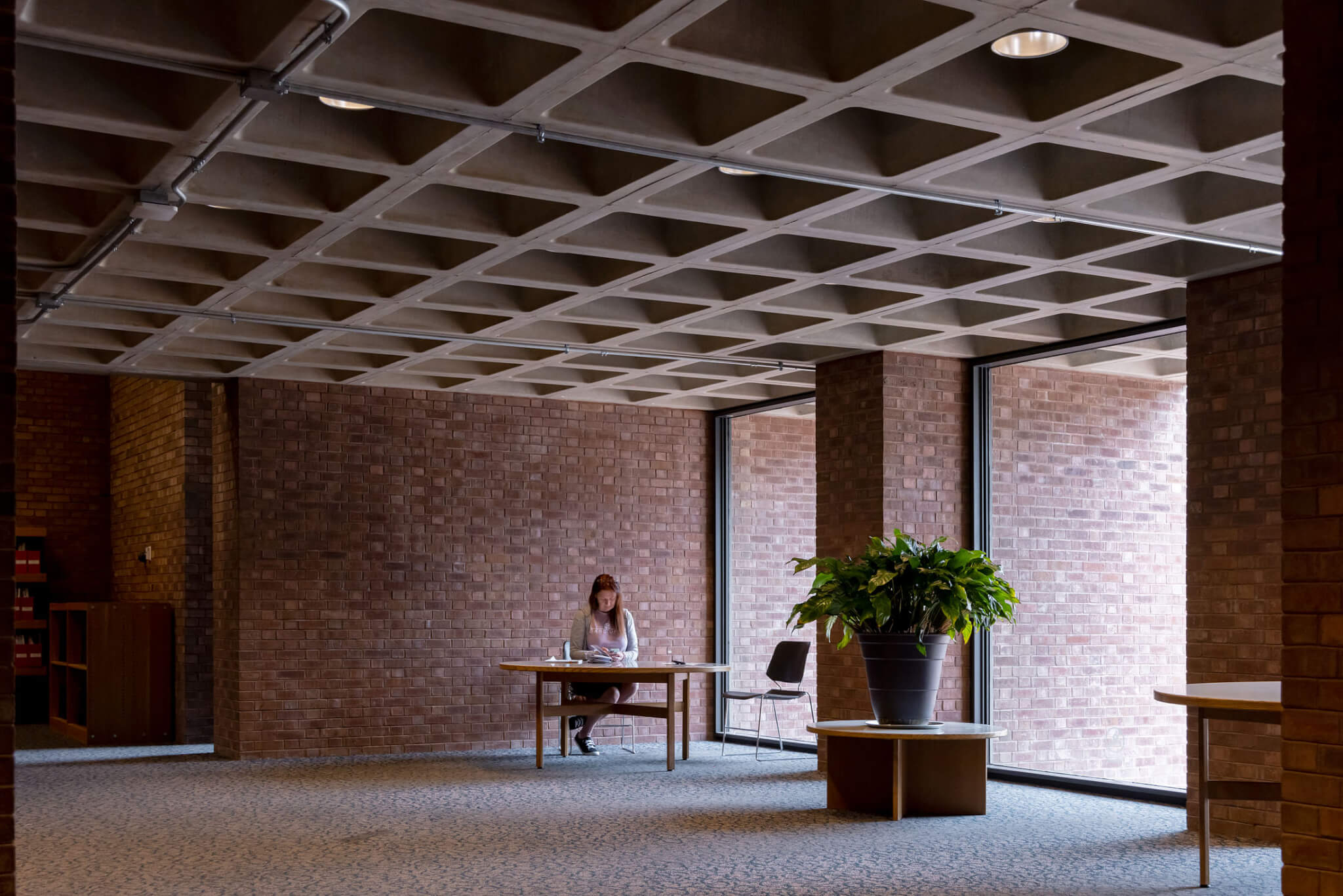 Cleo Rogers Memorial Library by I. M. Pei